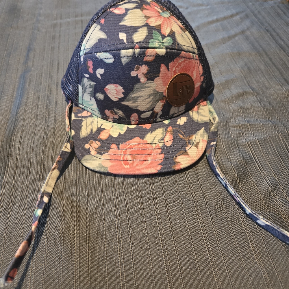 L&P Baby Hat 0-6 Months